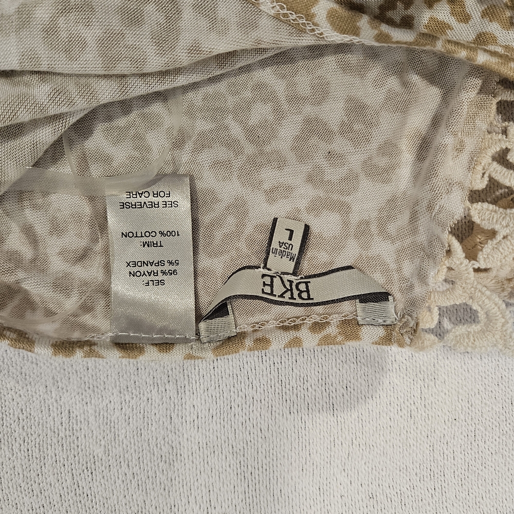 BKE Animal Print Lace Tank Top SZ L - Picture 7 of 8